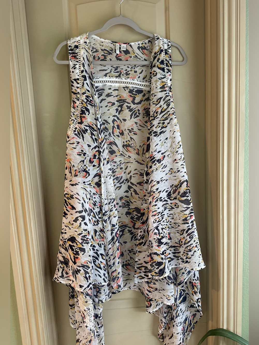 Women’s C EST 1946 Open Front Cover Up; Size M
